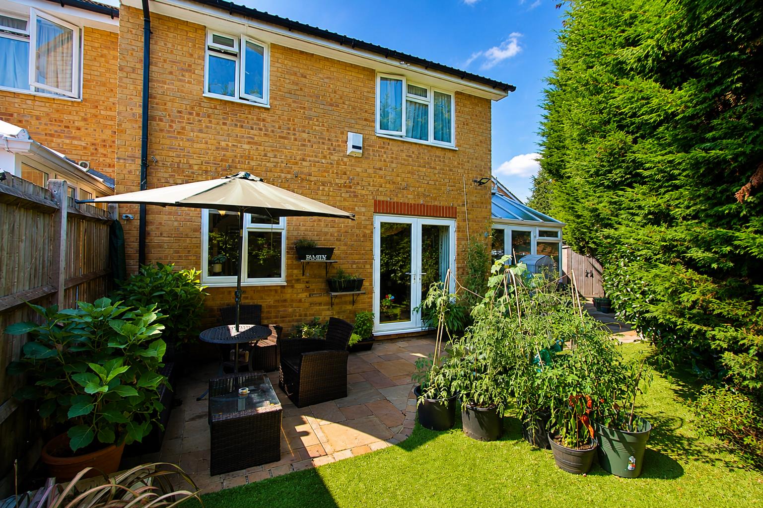 Groveside Close, Carshalton